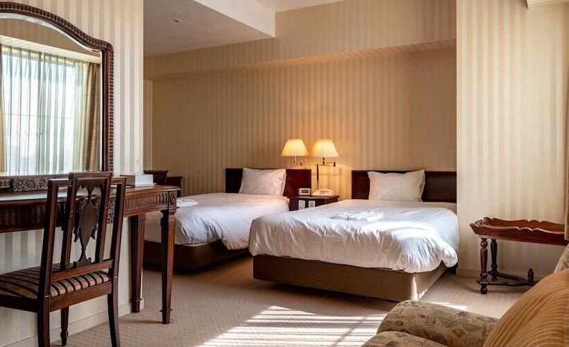 Номер Deluxe, Shonan Kamakura Crystal