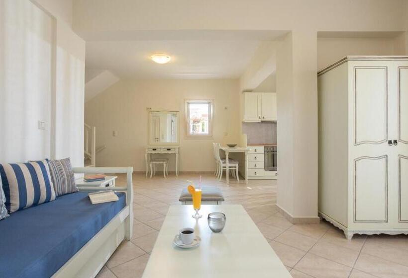 ویلای سوپریور 1 خوابه, Iliada Villas