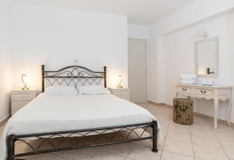 Egyszobás Villa, Iliada Villas