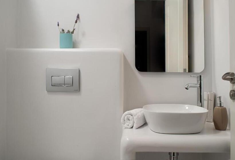 Egyszobás Villa, Iliada Villas