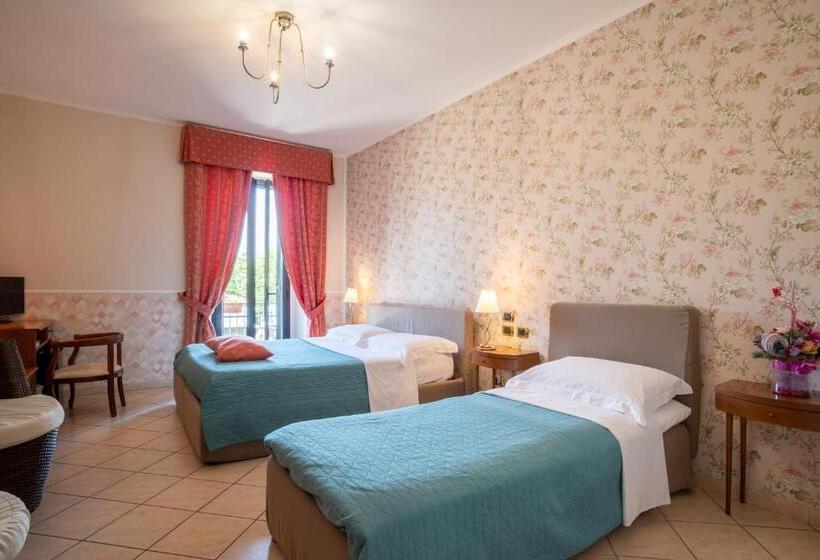 Номер Стандарт с Балконом, Locanda Da Otello