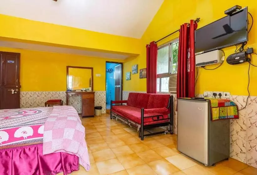 デラックスの４人部屋, Jes Guest House