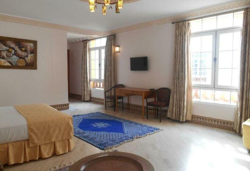 سوییت جونیور, Dar Nador