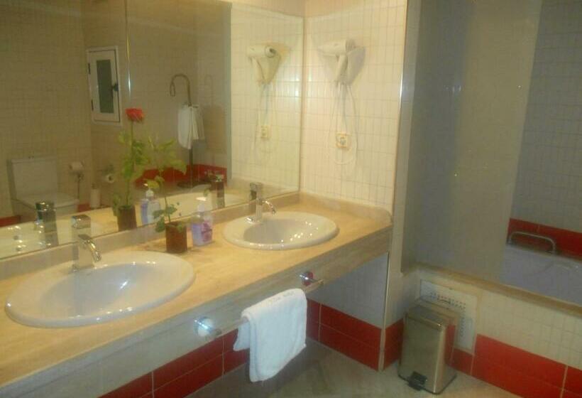 سوییت جونیور, Dar Nador