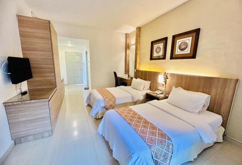 חדר דלוקס, Rompin Beach Resorts