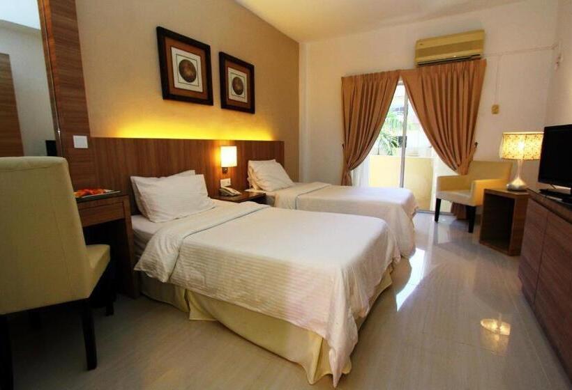 Студия Стандарт, Rompin Beach Resorts