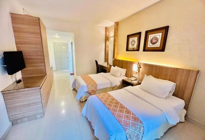 ファミリールーム, Rompin Beach Resorts