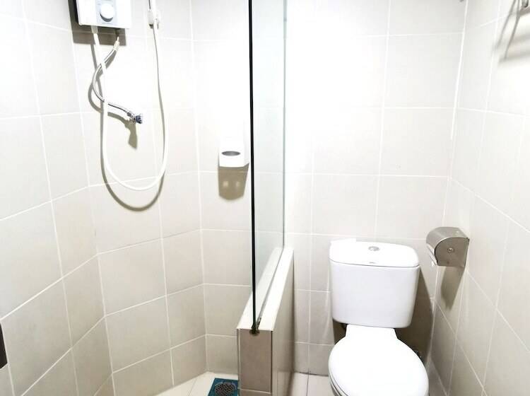 スタンダードトリプルルーム, Sunderland Motel