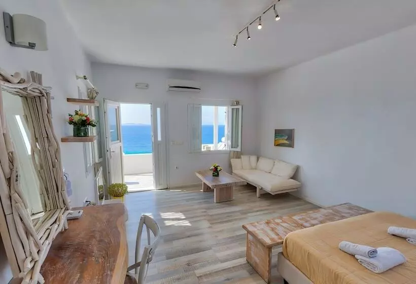 オーシャンビューデラックスルームバルコニー付き, Withinn Mykonos Suites