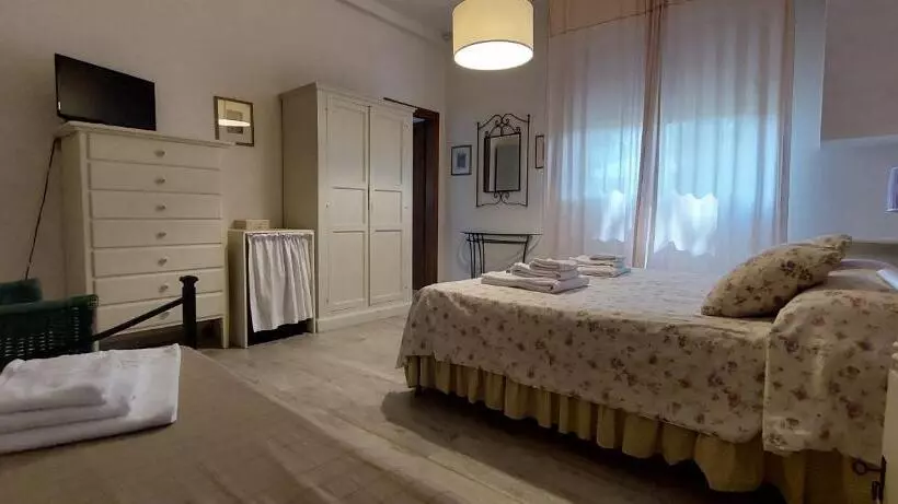 Standard Kolmen Hengen Huone, Agriturismo Villa Le Vigne