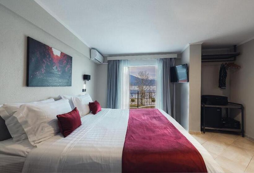 غرفة سوبيريور إطلالة على البحيرة, Akti Hotel Ioannina