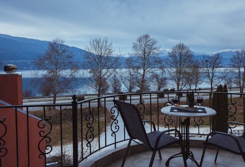 غرفة سوبيريور إطلالة على البحيرة, Akti Hotel Ioannina