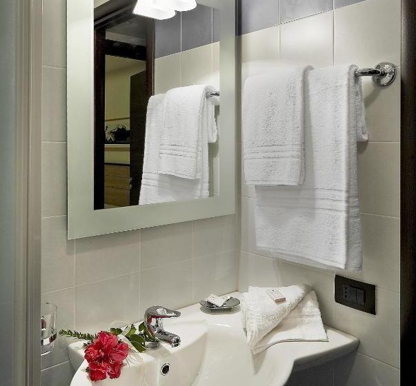 2ベッドルームアパートメント, Blu Modicamare