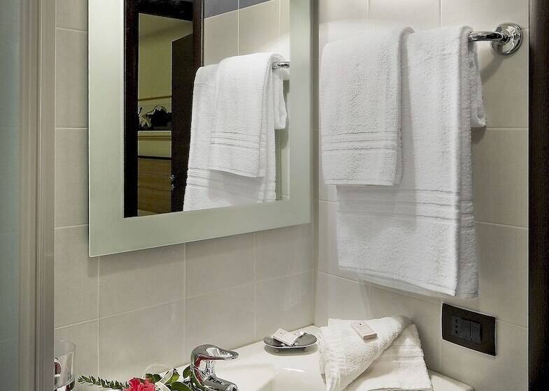 2ベッドルームアパートメント, Blu Modicamare