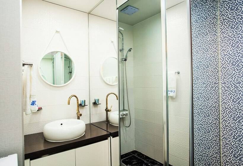 Standard Room Garden View, Jeju Lasania Castle Resort