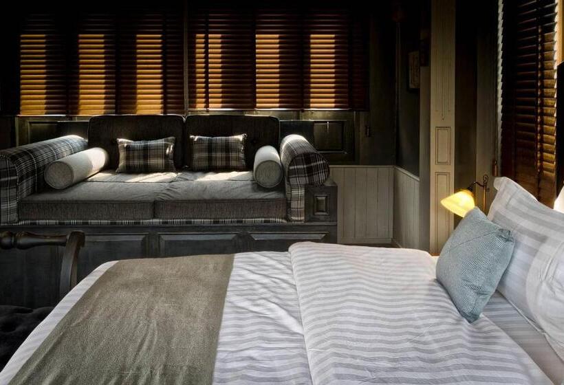 Апартаменты 2 Спальни с Террасой, Reverie Siam