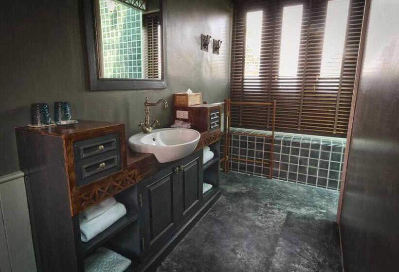 Апартаменты 2 Спальни с Террасой, Reverie Siam