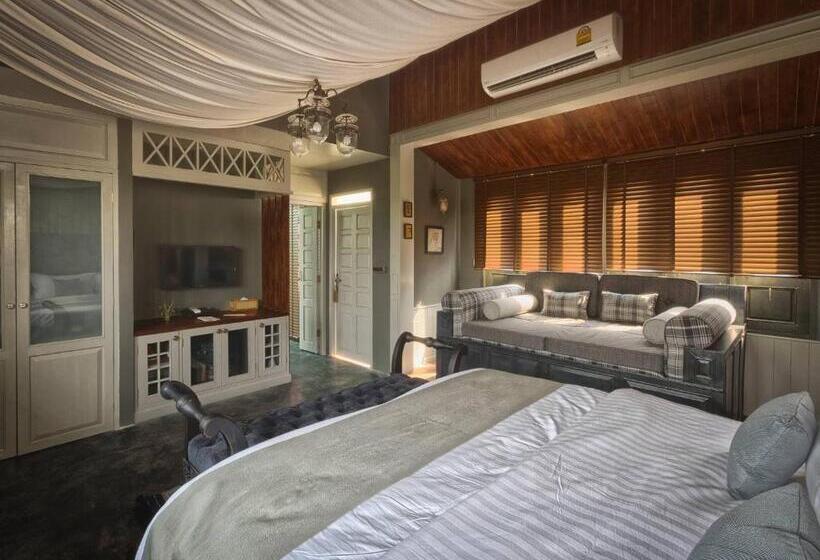 Апартаменты 2 Спальни с Балконом, Reverie Siam