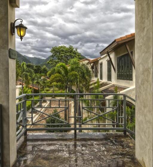 Номер Deluxe Вид на Горы, Reverie Siam