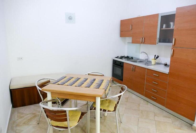 דירת חדר סופריור, Visa Residence