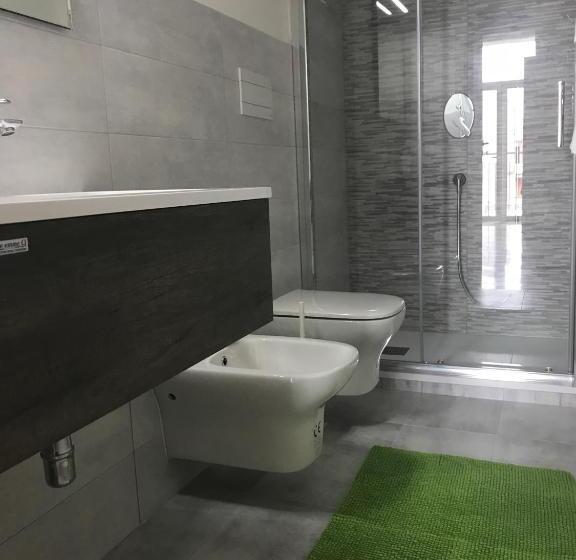 דירת חדר, Visa Residence