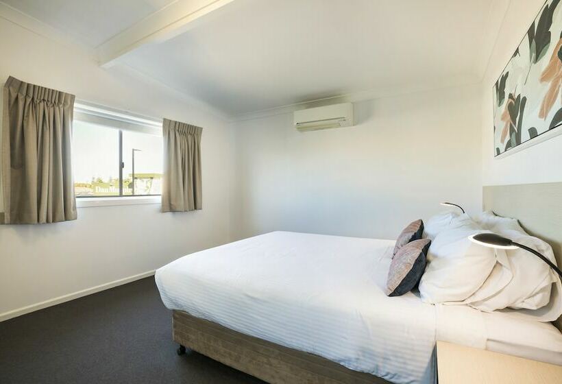 침실 2개 아파트, Nightcap At Golden Beach Tavern