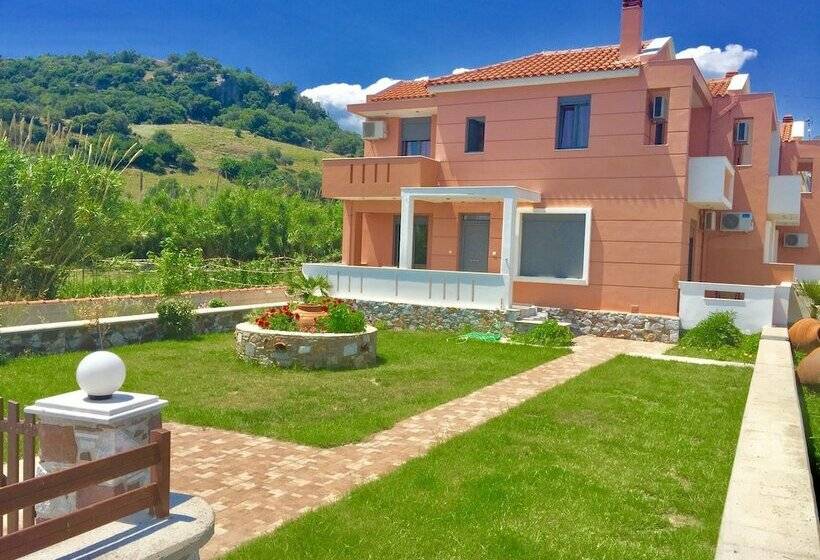 침실 2개 주택, Nitelli's Houses