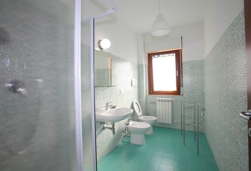 اتاق استاندارد, Moon River Guest House