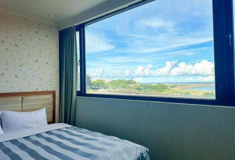 اتاق استاندارد چهار تخته با چشم‌انداز دریا, Fair Tale Motel   Sea