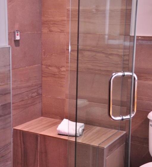 جناح جونيور, 11, Mod A Sonesta Collection