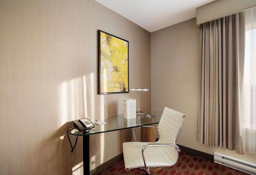 جناح جونيور, 11, Mod A Sonesta Collection