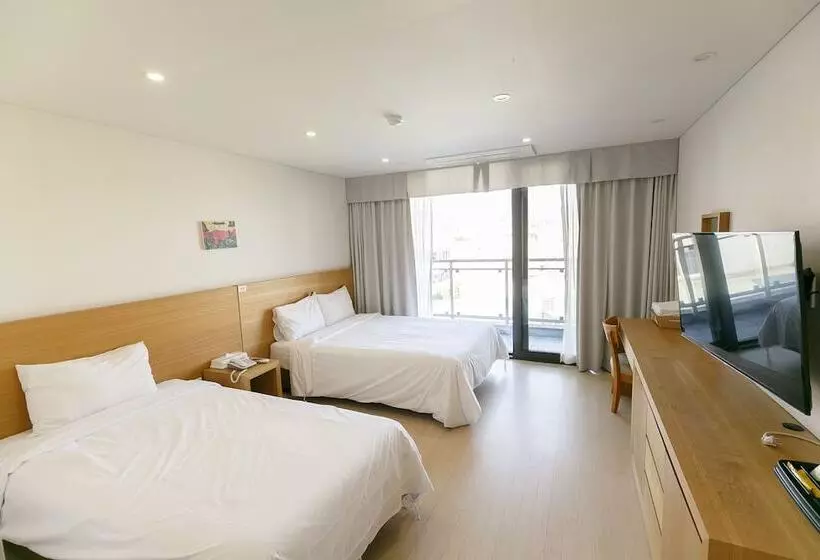 اتاق سوپریور با چشم‌انداز شهر, Bk Hotel Jeju