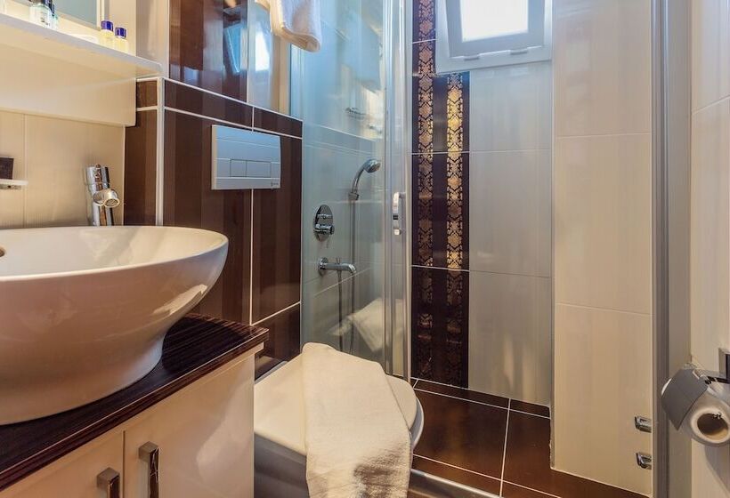 غرفة قياسية ثلاثية, Koza