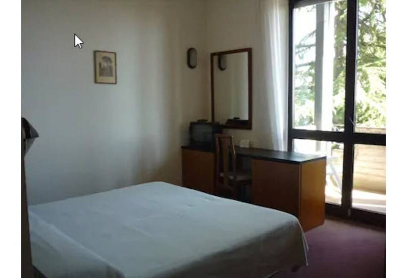 غرفة قياسية فردية, Montecarlo