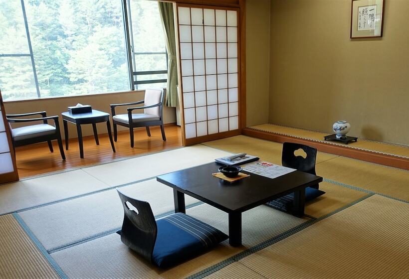 Quarto Estandar, Seiryukaku