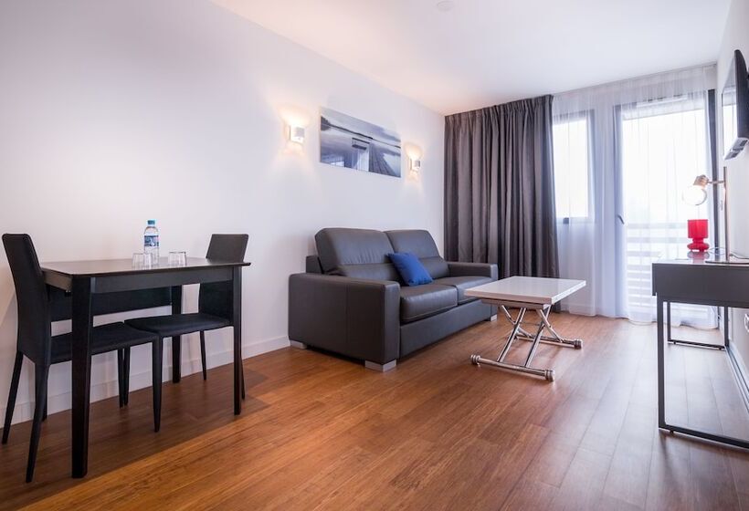 جناح, Le Wasconia