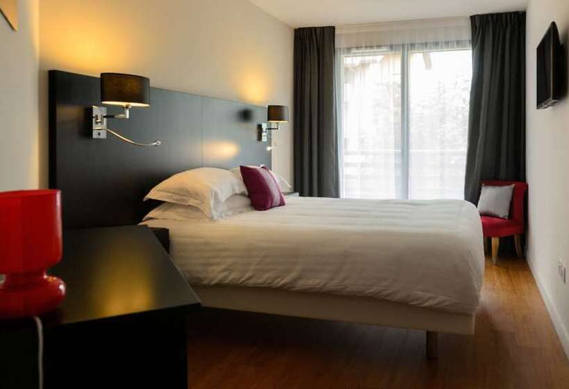 جناح جونيور, Le Wasconia