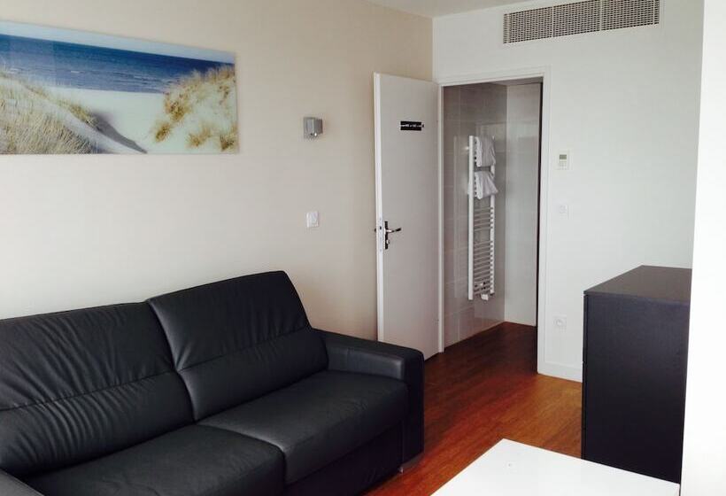 جناح إدارى, Le Wasconia