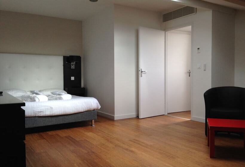 جناح إدارى, Le Wasconia