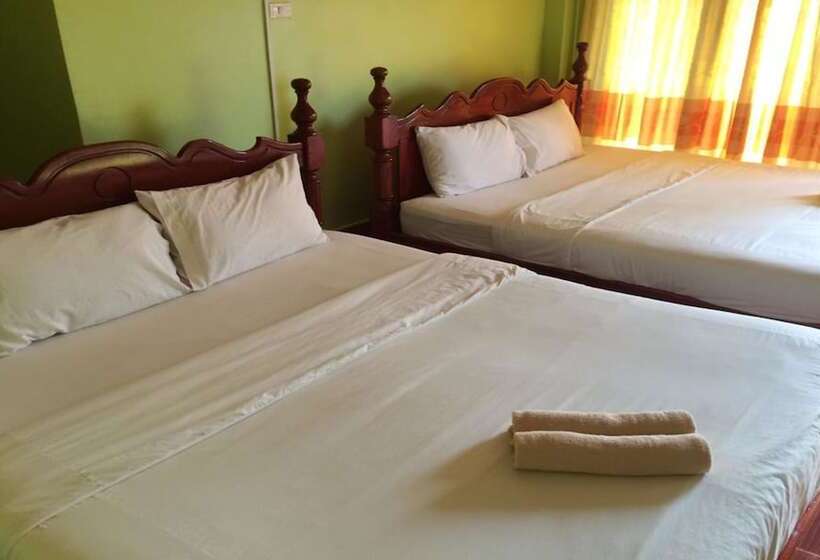 Номер Стандарт Трехместный, Popular View Guesthouse