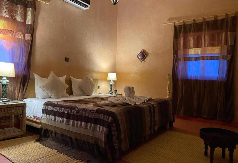 اتاق استاندارد با چشم‌انداز باغ, Riad Paradise Of Silence