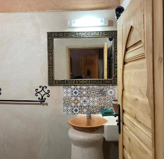 اتاق استاندارد با چشم‌انداز باغ, Riad Paradise Of Silence