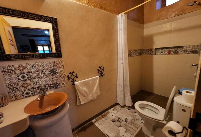 سوییت, Riad Paradise Of Silence