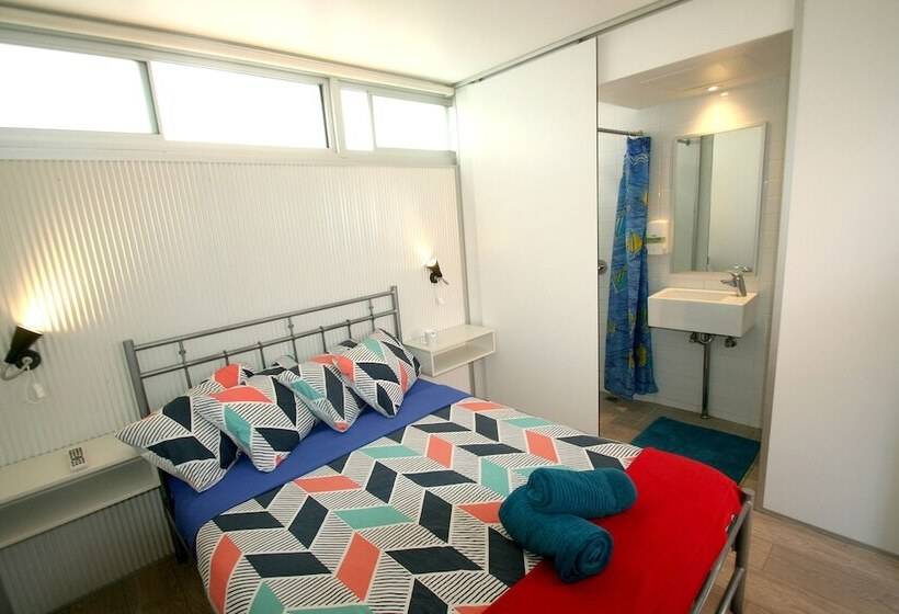 اتاق استاندارد یک نفره, Original Backpackers