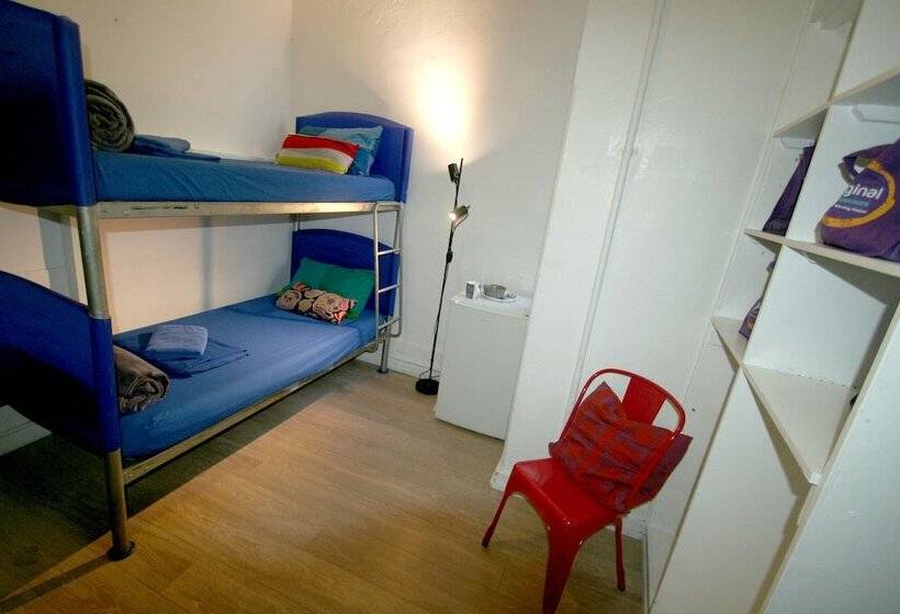 اتاق استاندارد با سرویس بهداشتی مشترک, Original Backpackers