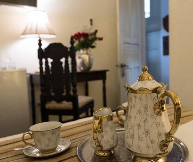 جناح جونيور, Casa Falleri Boutique