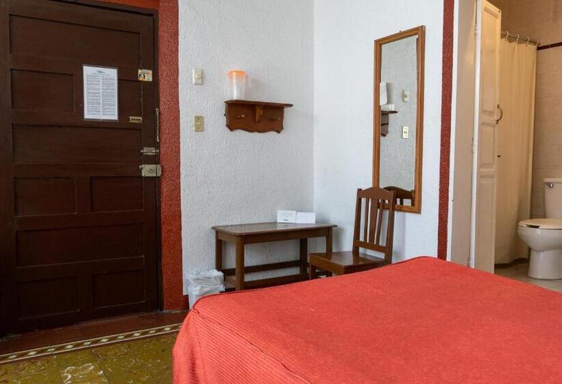 חדר סטנדרט, Colonial