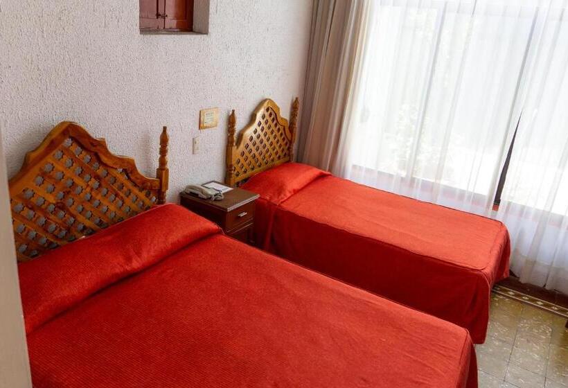 חדר סטנדרט, Colonial