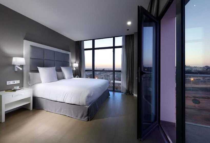 اتاق سوپریور, Domo Casablanca