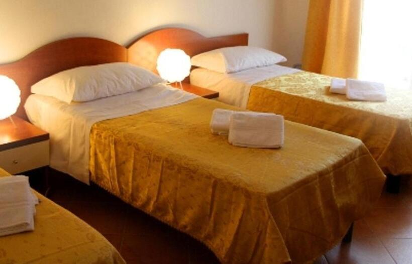 标准三人间, Euro Inn B&b